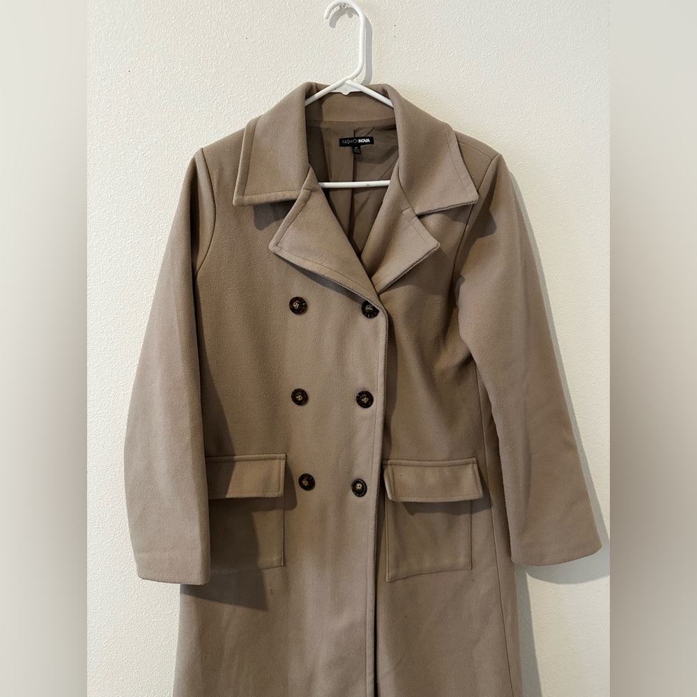 button trench coat
